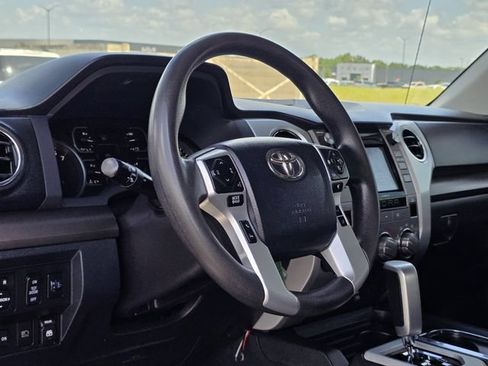 Used 2019 Toyota Tundra SR5 w/ Convenience Package AWD/4WD image 24
