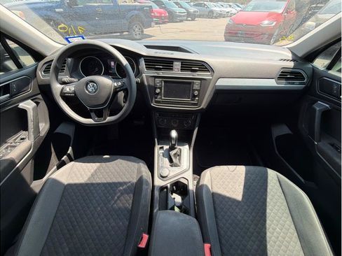 Used 2018 Volkswagen Tiguan S AWD/4WD image 4