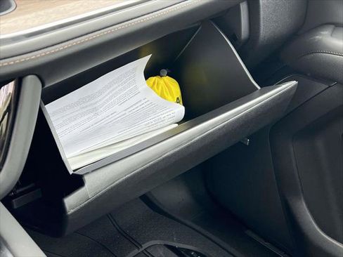 Used 2025 Chevrolet Suburban High Country w/ Sun And Tow Package image 33