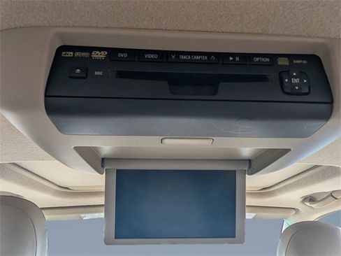 Used 2012 Toyota Highlander Limited image 18