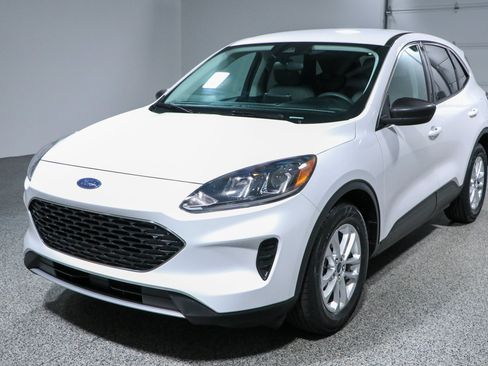 Used 2022 Ford Escape SE FWD image 30