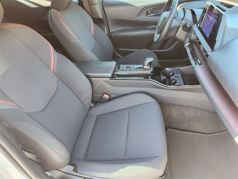 Certified 2024 Toyota Prius Prime SE image 9