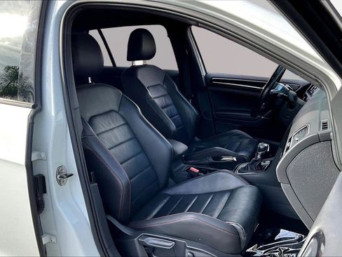 Used 2016 Volkswagen GTI SE w/ Lighting Package (SEL) image 25