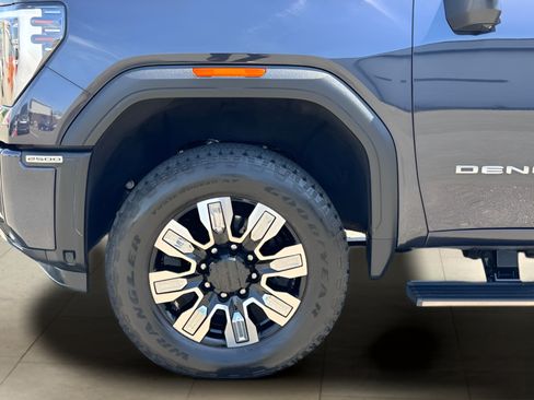 Used 2024 GMC Sierra 2500 Denali w/ Denali Reserve Package AWD/4WD image 44