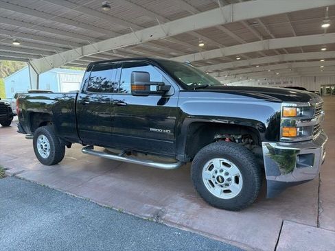 Used 2017 Chevrolet Silverado 2500 LT w/ All Star Edition image 13