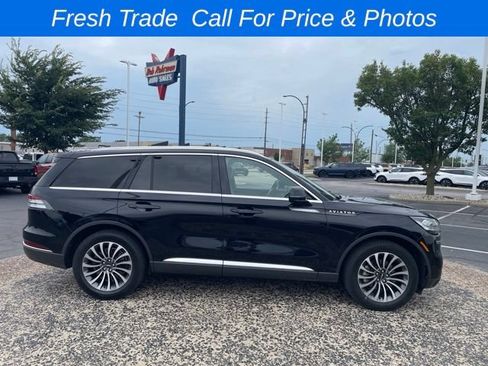 Used 2020 Lincoln Aviator Reserve w/ Elements Package Plus AWD/4WD image 5
