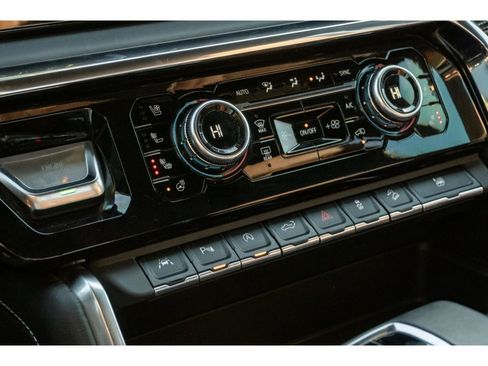 Used 2023 GMC Sierra 1500 Denali Ultimate image 24