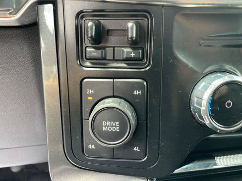Used 2023 Ford F150 Lariat w/ Equipment Group 502A High AWD/4WD image 28
