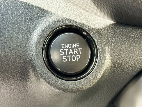 New 2026 Hyundai Venue SEL image 9