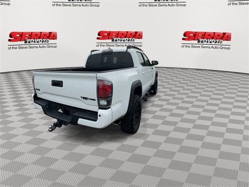 Used 2017 Toyota Tacoma TRD Pro image 9