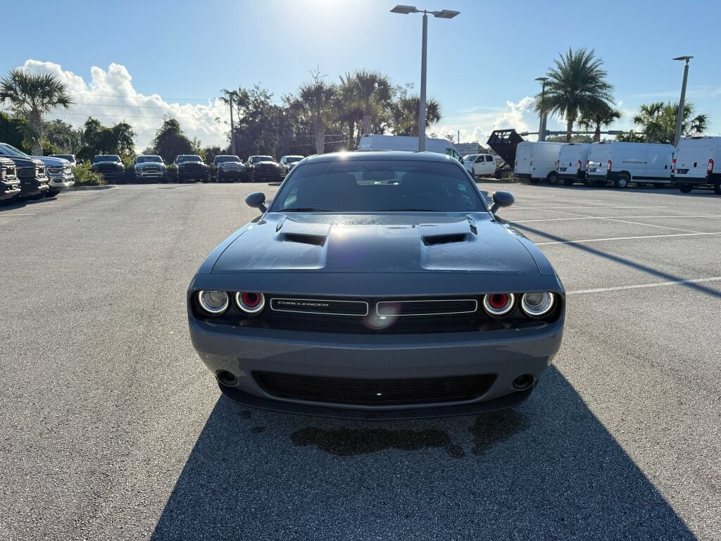 Used 2023 Dodge Challenger SXT RWD image 8