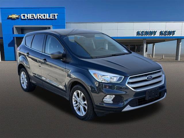 Used 2019 Ford Escape SE FWD image 1