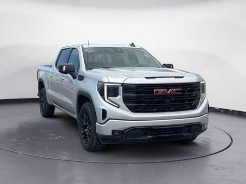 Used 2022 GMC Sierra 1500 Elevation w/ Preferred Package AWD/4WD image 7