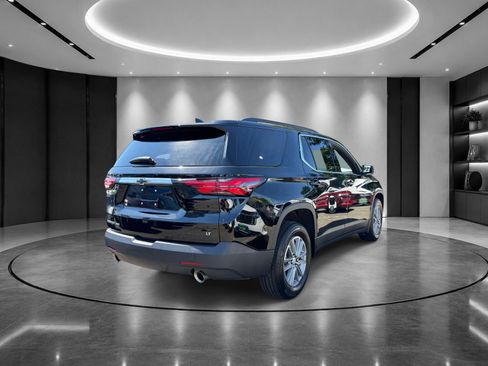 Used 2023 Chevrolet Traverse LT AWD/4WD image 5