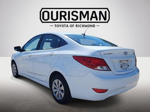 Used 2017 Hyundai Accent SE FWD image 5
