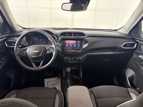 Used 2023 Chevrolet TrailBlazer LT w/ Convenience Package FWD image 23