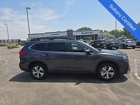 Certified 2025 Subaru Ascent Premium AWD/4WD image 1