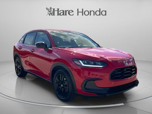 Certified 2026 Honda HR-V Sport image 7