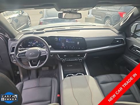 Used 2026 Chevrolet Suburban RST w/ Comfort Package AWD/4WD image 8