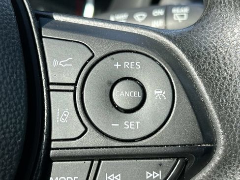 Used 2023 Toyota RAV4 LE FWD image 17