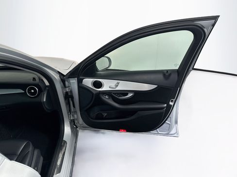 Used 2015 Mercedes-Benz C 300 4MATIC Sedan image 31