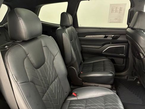 Used 2023 Kia Telluride SX Prestige X-Line image 16