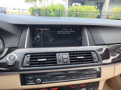 Used 2014 BMW 535i xDrive Sedan AWD/4WD image 25