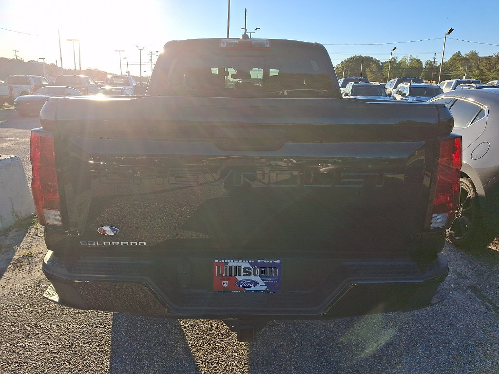 Used 2023 Chevrolet Colorado W/T w/ LPO, Pro Essentials Package AWD/4WD image 5