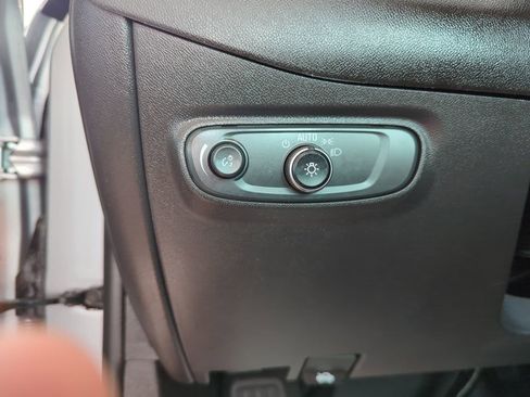 Used 2023 Chevrolet Equinox LT image 13