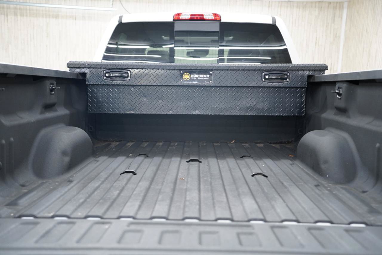 Used 2019 GMC Sierra 2500 Denali w/ Duramax Plus Package AWD/4WD image 38