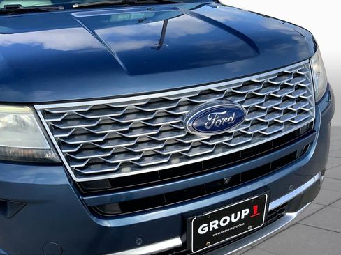 Used 2019 Ford Explorer Platinum AWD/4WD image 30