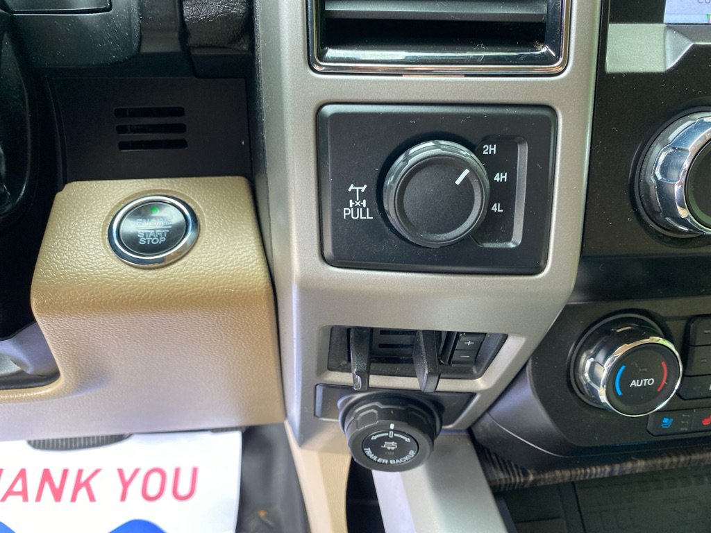 Used 2020 Ford F250 Lariat w/ Lariat Ultimate Package AWD/4WD image 16