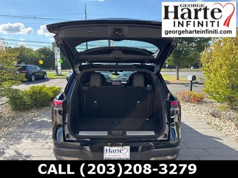 New 2026 INFINITI QX60 Autograph w/ Dark Cargo Package image 10