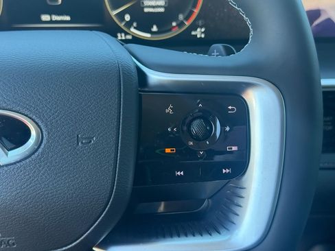 New 2026 INFINITI QX80 Luxe image 19