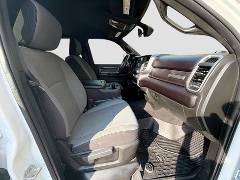 Used 2023 RAM 2500 Big Horn w/ Level 1 Equipment Group AWD/4WD image 17