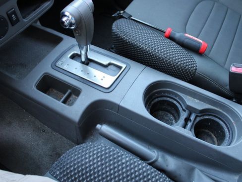 Used 2016 Nissan Frontier Desert Runner image 22