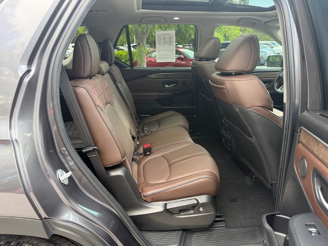 Used 2026 Honda Pilot Elite image 18