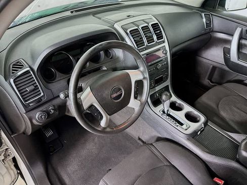 Used 2012 GMC Acadia SLE image 2