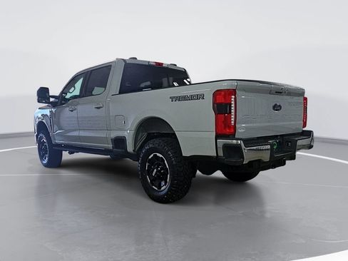 Used 2025 Ford F350 Lariat w/ Tremor Off-Road Package AWD/4WD image 6