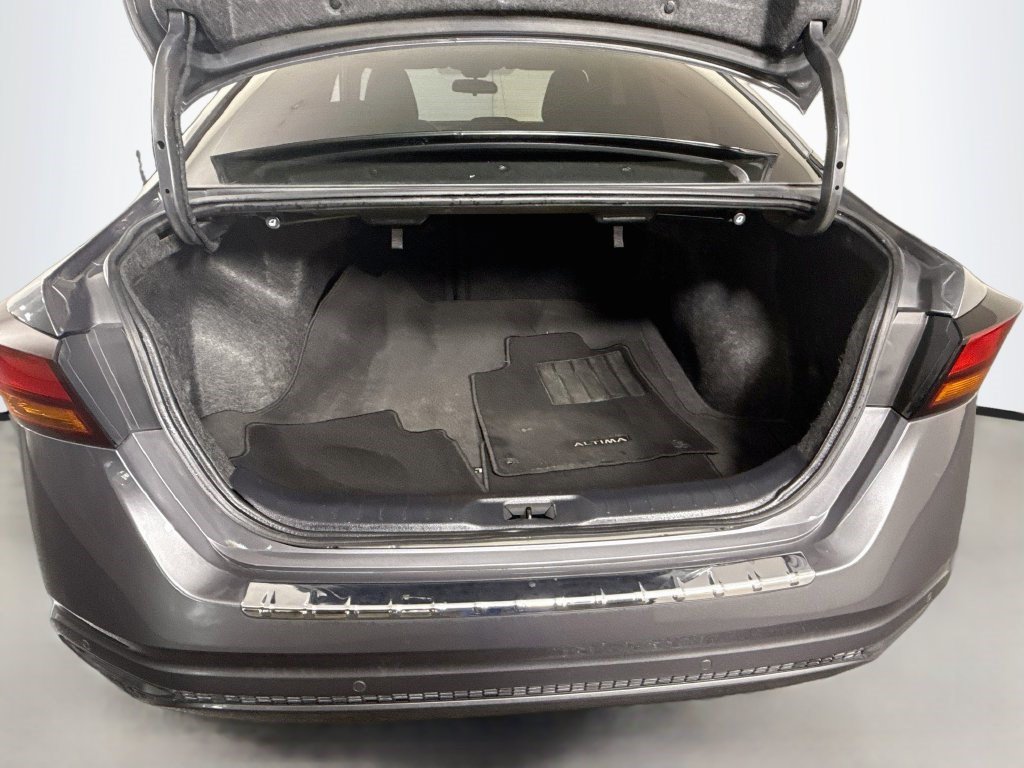 Used 2023 Nissan Altima 2.5 SV FWD image 34