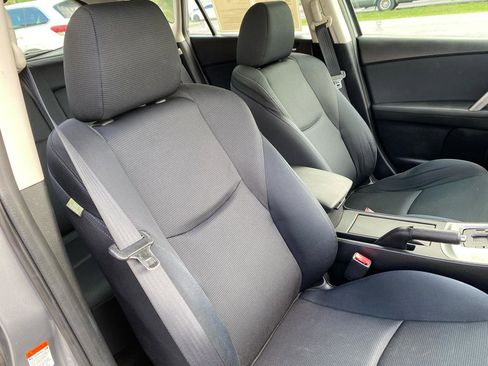 Used 2010 MAZDA MAZDA3 s Sport FWD image 9