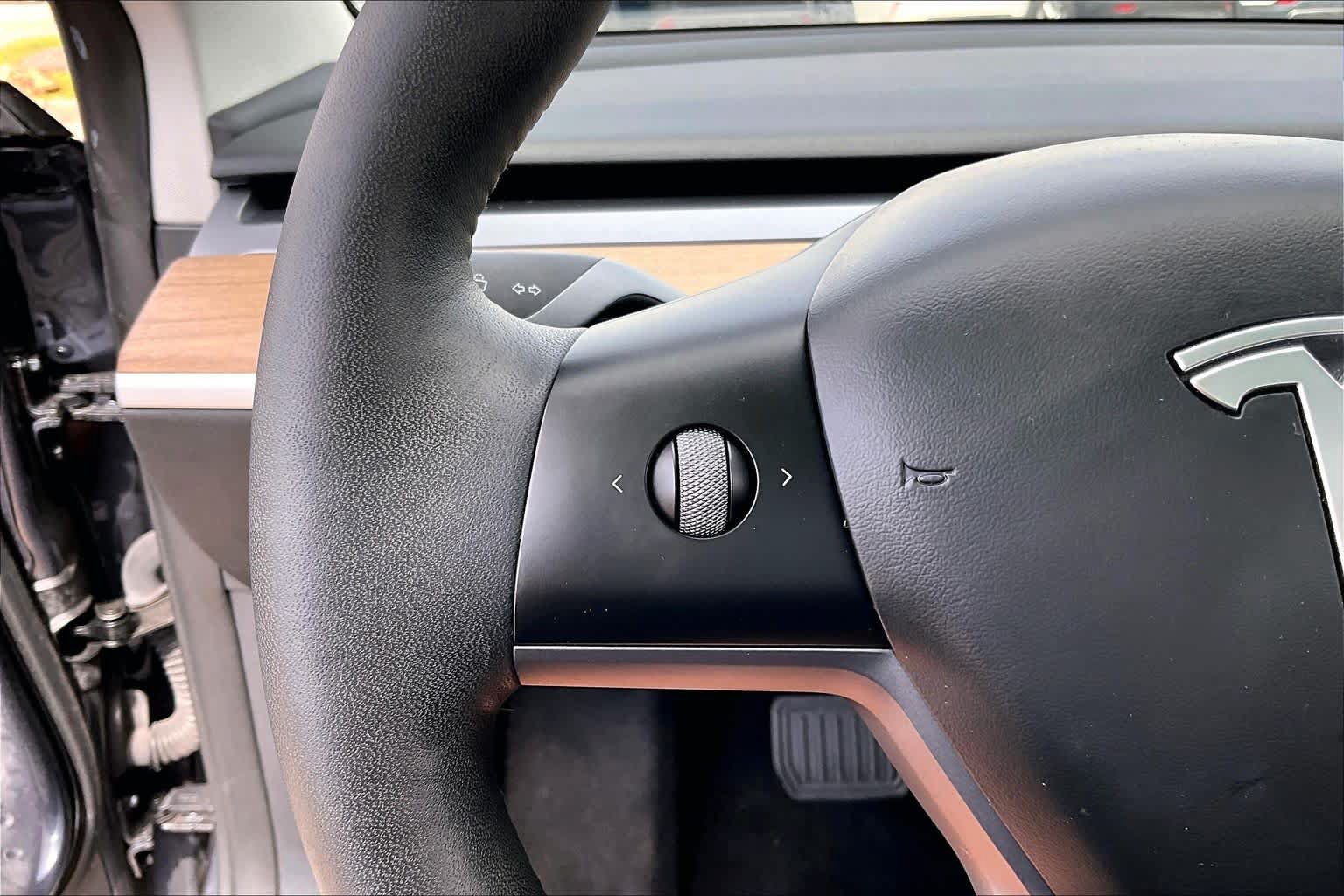 Used 2023 Tesla Model 3 Standard Range RWD image 20