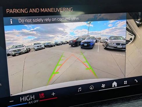 Used 2026 BMW 330i xDrive Sedan w/ Premium Package image 13