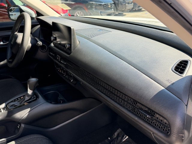Used 2024 Honda HR-V LX image 20