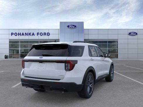 New 2026 Ford Explorer ST-Line w/ ST-Line Street Pack image 8