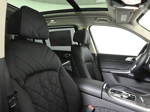 New 2026 BMW X7 xDrive40i image 36