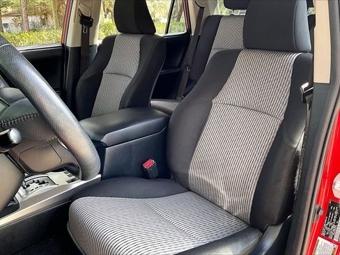 Used 2022 Toyota 4Runner SR5 image 18