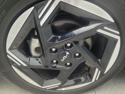 Used 2025 Kia K4 EX FWD image 31