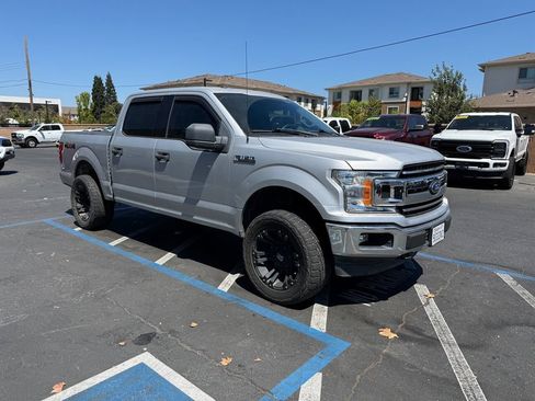 Used 2018 Ford F150 XLT AWD/4WD image 2