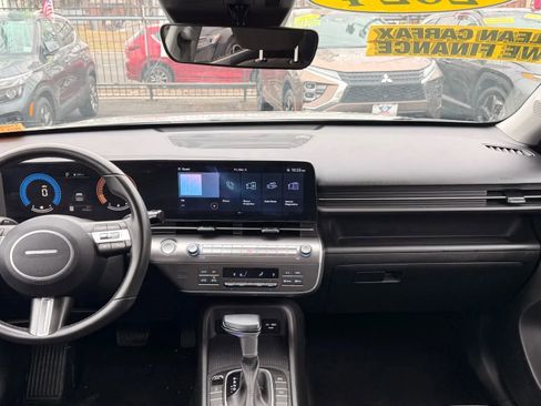Used 2024 Hyundai Kona SEL image 15